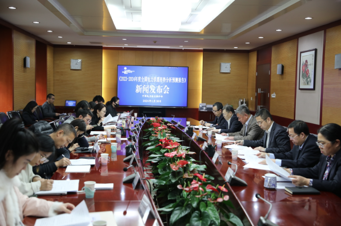 中电联:2024年预计风光新增装机89GW、171GW(图1) 中电联:2024年预计风光新增装机89GW、171GW(图1)