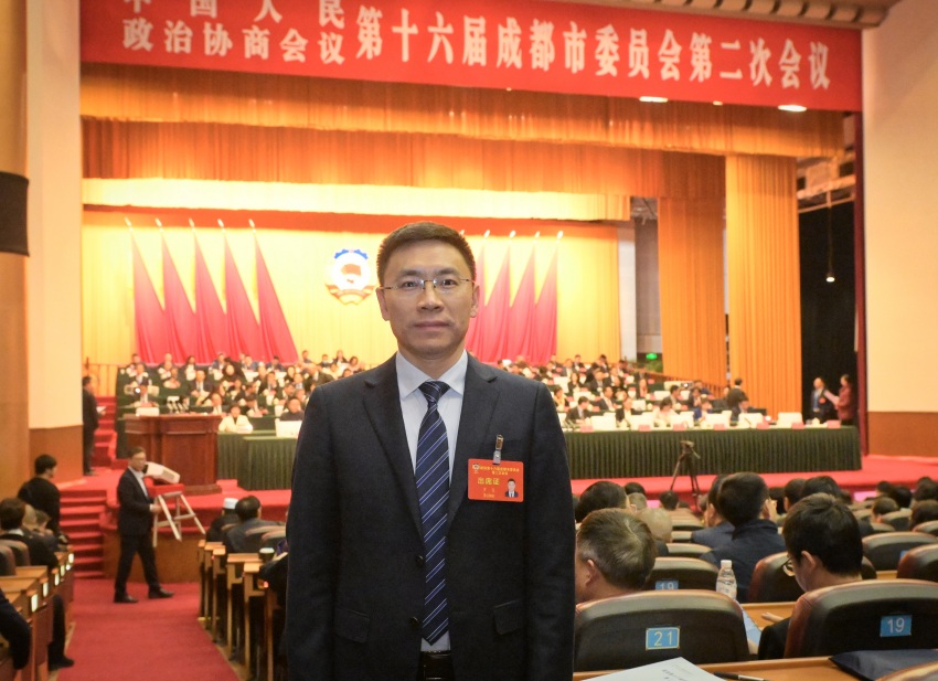 市政协委员罗亮:建议加快构建新型电力系统 助力超大城市新型能源体系建设(图1) 市政协委员罗亮:建议加快构建新型电力系统 助力超大城市新型能源体系建设(图1)