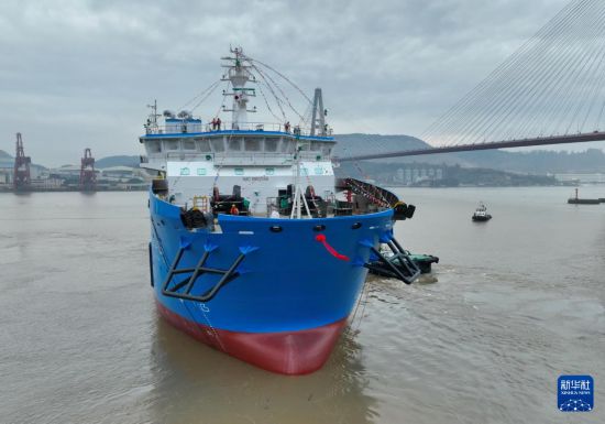 全电力驱动海上风电多功能运维母船在福州下水(图2) 全电力驱动海上风电多功能运维母船在福州下水(图2)