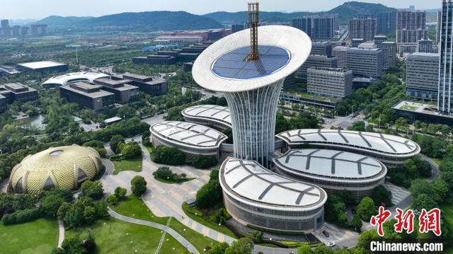 武汉新城建设全面起势 综合能级不断提升(图2) 武汉新城建设全面起势 综合能级不断提升(图2)