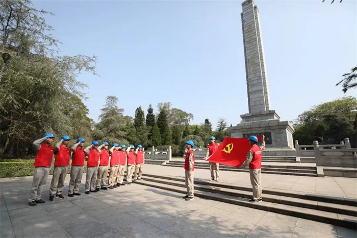 国网福建电力召开“旗帜领航•新时代红色堡垒”工程现场推进会(图2) 国网福建电力召开“旗帜领航•新时代红色堡垒”工程现场推进会(图2)
